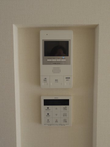 グリナージュ江北のセキュリティ|TVモニター付きインターホン・給湯パネル