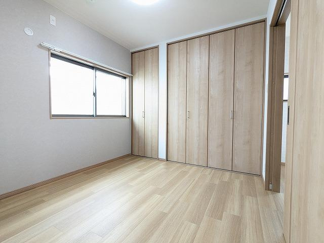 東山1丁目　中古一戸建ての子供部屋|洋室4.5帖
■物件内覧・資金計画相談・住宅ローン相談、リフォーム相談、お問合せ受付中■
※当日・翌日のご内覧、ご相談はお電話でのお問合せがスムーズです！