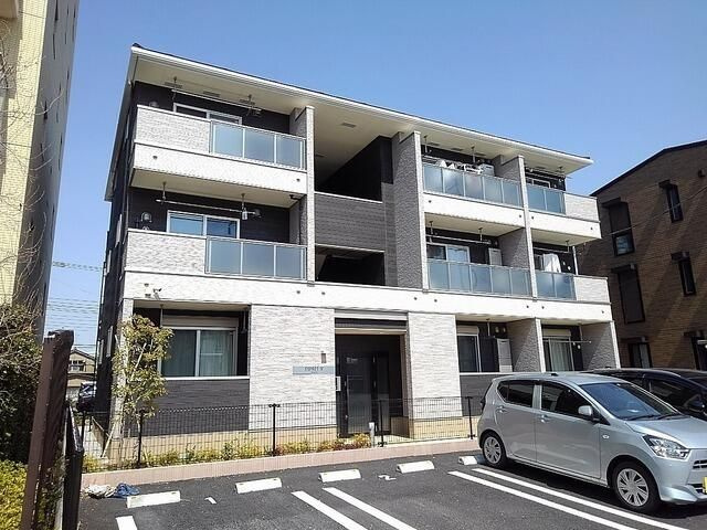 エスプリⅤの駐車場