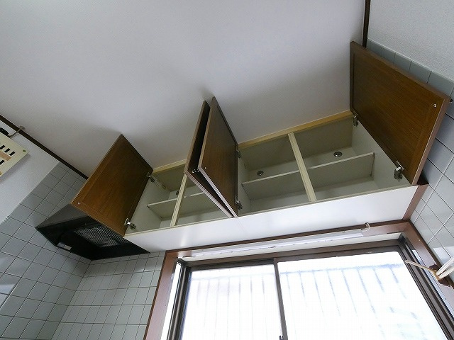 川上町一戸建のキッチン