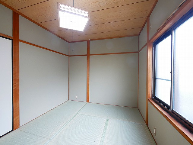 川上町一戸建の和室