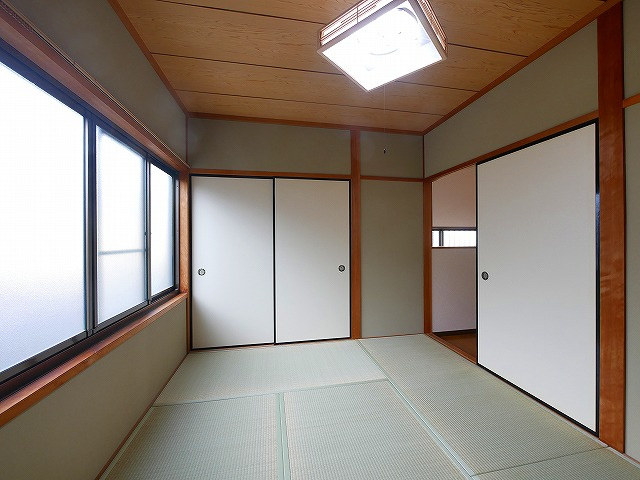 川上町一戸建の和室