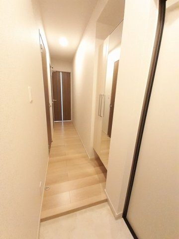 メゾンルミネ　中町の玄関