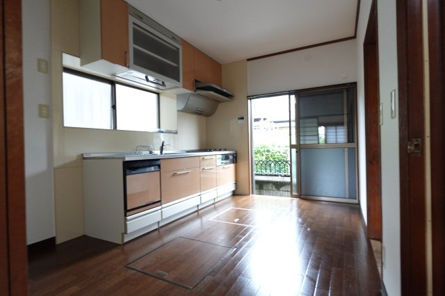川越市石原町4DK+カースペース付き　中古戸建のキッチン