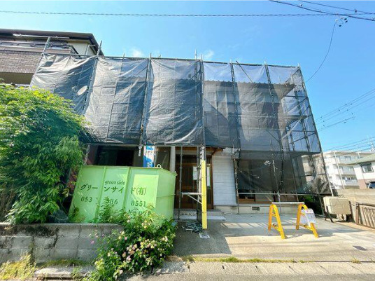 売中古戸建　中央区長鶴町の前面道路含む現地写真