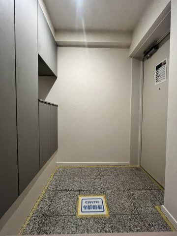 【玄関】
