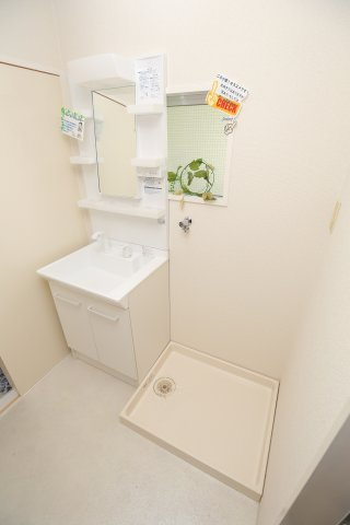 小山宮武マンションの洗面所