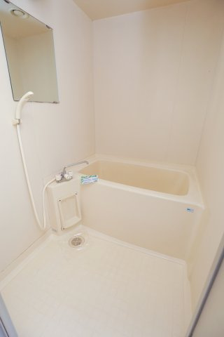 小山宮武マンションの浴室