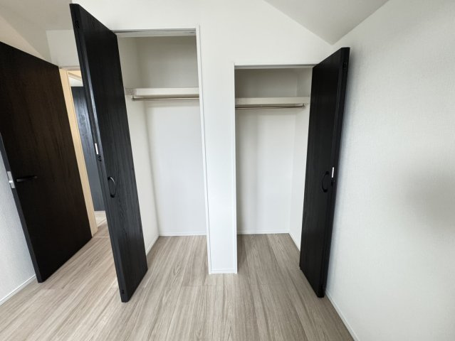 高尾通１丁目新築戸建の収納