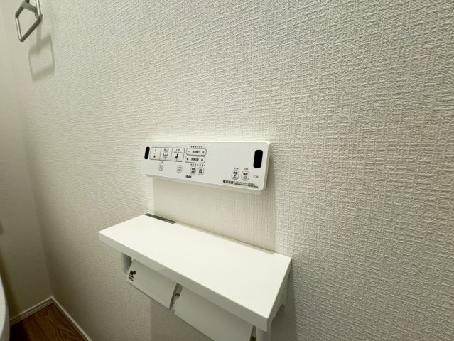 高尾通１丁目新築戸建のトイレ