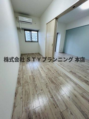 仲介手数料０円！SOU大須の洋室