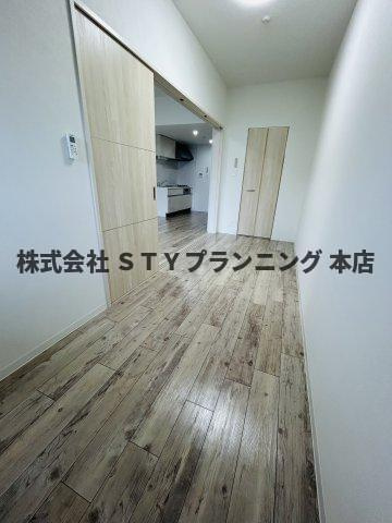 仲介手数料０円！SOU大須の洋室