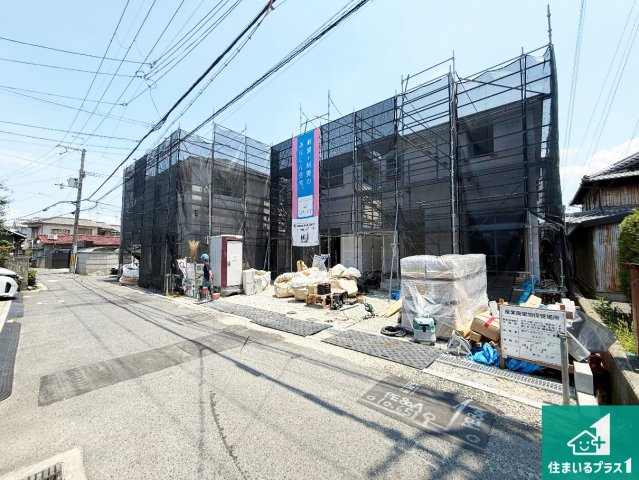 松原市立部　第5期　新築一戸建ての前面道路含む現地写真|周辺は落ち着いた街並みの住宅地！子育てがしやすい住環境です！まだ未完成ですが、現地でしかわからない事もございます。是非一度ご覧ください。