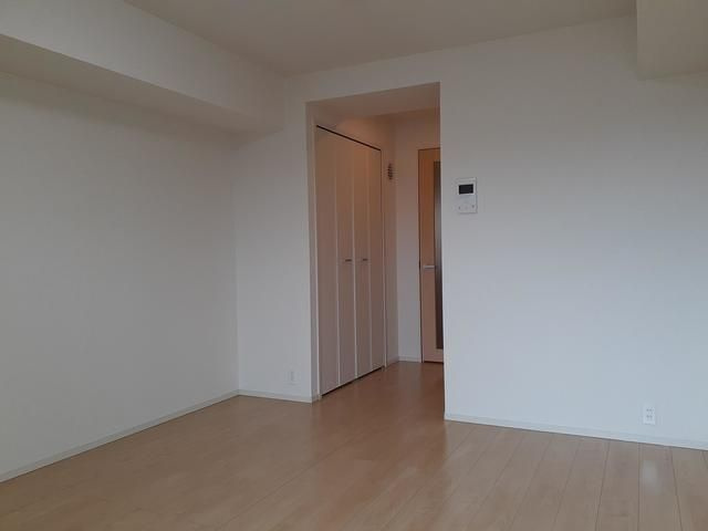 ランドウェルの洋室