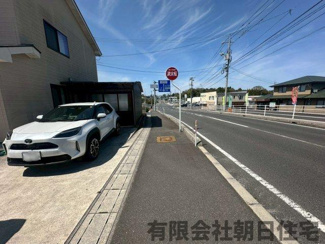 【前面道路含む現地写真】 | 前面道路含む現地写真です