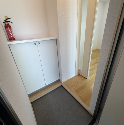 グランラヴィーヌ栄町の玄関|ゆったりとした玄関です