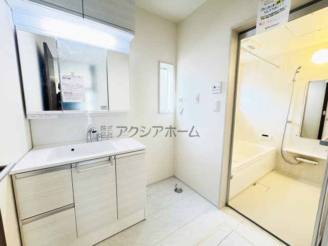 所沢市東狭山ヶ丘3丁目・全7棟　新築一戸建　1号棟の独立洗面台