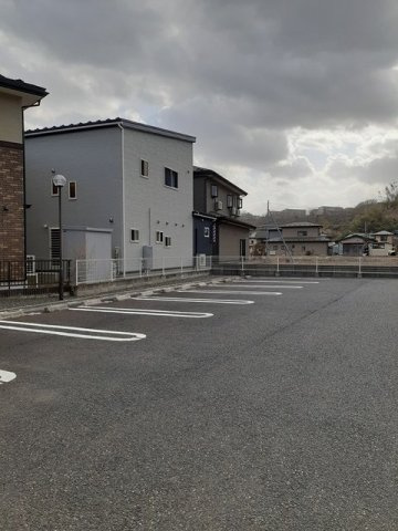 スフィーダⅠの駐車場