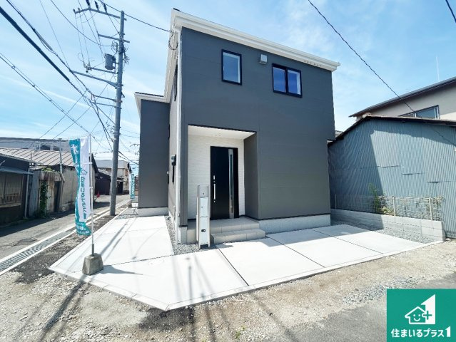 貝塚市堀　第1期　新築一戸建ての外観|お客様に長く安心して住んでいだだける事にこだわった家づくり！住んでからのアフターサービスにもしっかりと取り組んでいます！