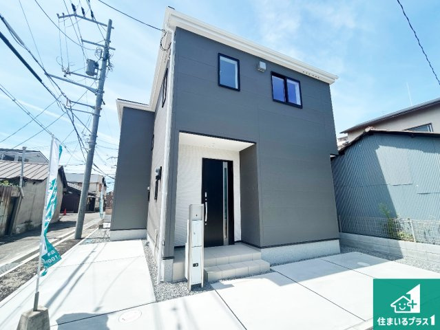 貝塚市堀　第1期　新築一戸建ての外観|安心の10年保証！外観を美しく保ち、雨水で汚れを落とします！気になることがありましたら、お気軽にお問い合わせください！