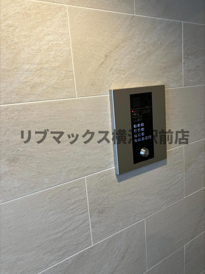 【セキュリティ】ルフレプレミアム横浜リーヴァ 