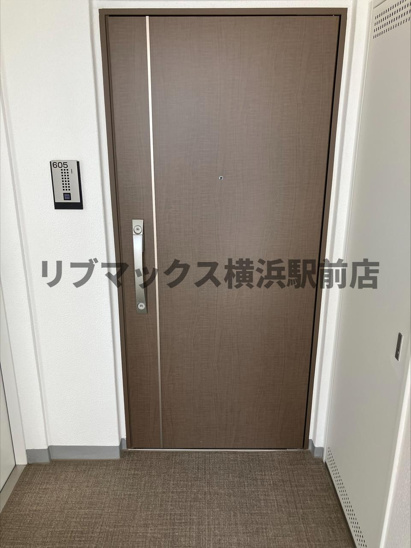 【玄関】ルフレプレミアム横浜リーヴァ 