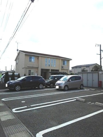 サンフラワーＥの駐車場