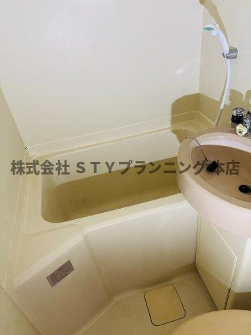 仲介手数料0円！9COAT牧の里の浴室