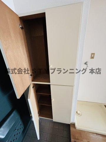仲介手数料0円！9COAT牧の里の収納