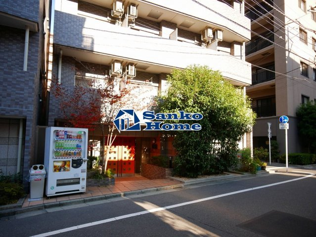 スカイコート日本橋浜町のエントランス