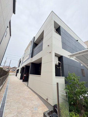 ルナテラス甲子園の外観