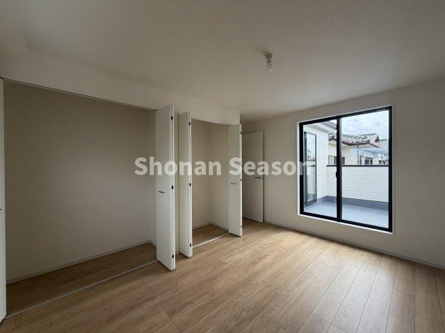 【現地画像あり】厚木市鳶尾1期　全2棟　1号棟の内装|2Ｆにプライベートルームが4部屋ございます。