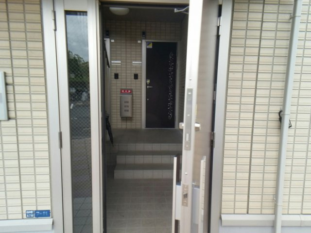 ラフィネ　Ｂの玄関
