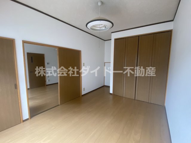 藤井庵貸家の居間・リビング