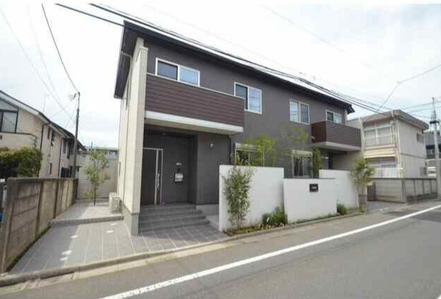 杉並区井草１丁目のタウンのエントランス