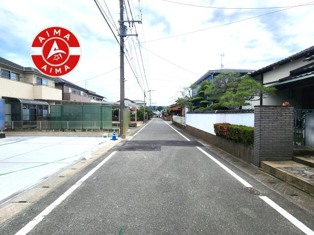 大野城市若草2丁目第1-2棟（1号棟）の外観|前面道路含む現地の写真です。