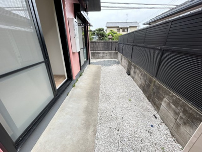 【庭】 | ビアンディールⅡ | お庭で自由な時間を過ごせます