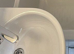 王子麻布ビルの洗面所