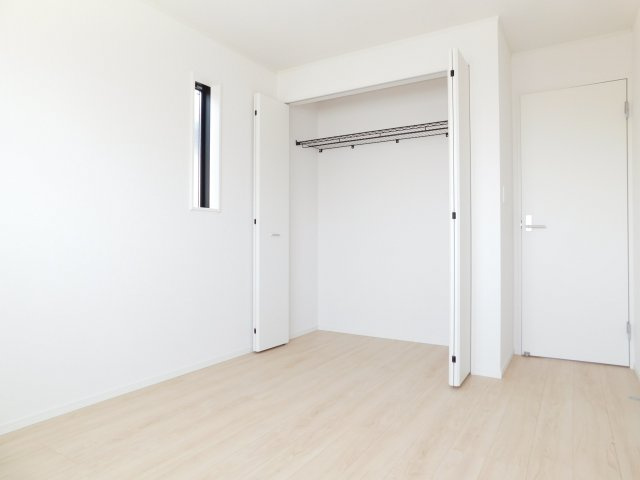 海部郡蟹江町錦１丁目の新築一戸建の洋室|◇２階洋室◇　　明るい洋室６．０帖　全居室収納完備！
