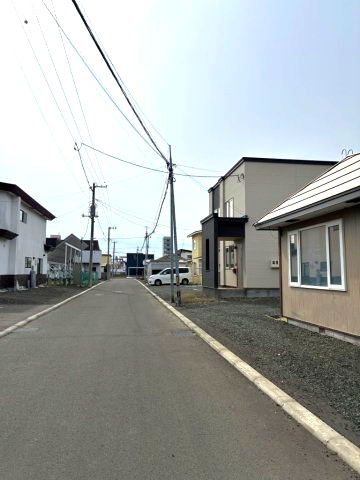 【前面道路含む現地写真】の画像