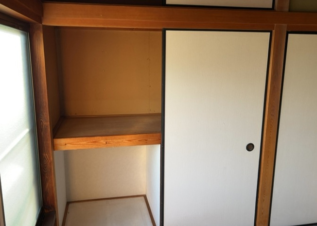 【収納】 | 家族構成や住宅環境によって収納の仕方は十人十色！キッチン、リビング、玄関、寝室など、部屋ごとのいろんな収納を使って自慢のお家にしませんか？物件をご内見する際は、収納の場所や数は事前チェックしましょう！