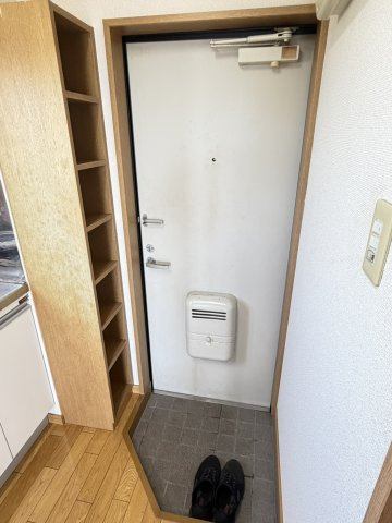 サンハイツKの玄関