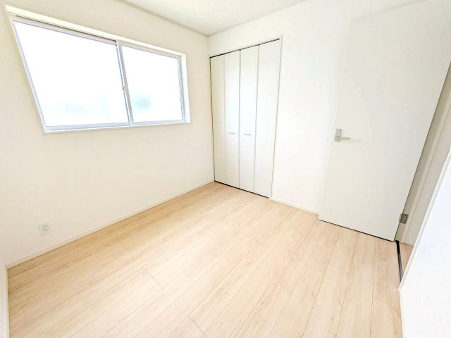 焼津市石津　第6／の洋室