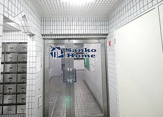 スカイコート入谷のロビー