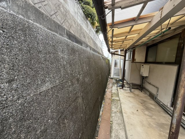 嘉麻市下臼井1166-1　坂口様邸の前面道路含む現地写真
