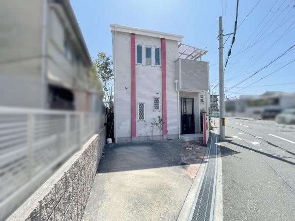 【その他】 | ■毎週土・日・祝のご対応可能■
お忙しい方も、お仕事前やお仕事帰りなどお客様のご都合に合わせてご案内致します！キッズルーム・駐車場完備！
