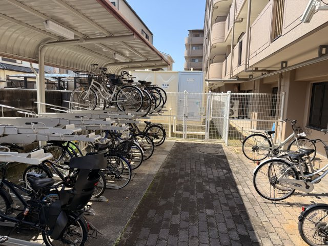 【駐輪場】 | シャルマンフジ岸和田・中央公園壱番館