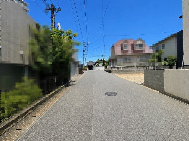【その他】 | 那珂川市片縄東1丁目4期　1号棟（全1棟）【仲介手数料無料・0円】 | 現地写真。前面道路です。