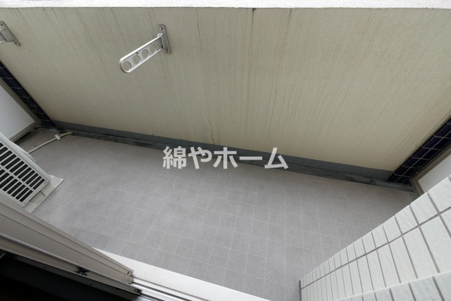 エスライズ難波のバルコニー|開放的で明るい空間を演出してくれるバルコニーです