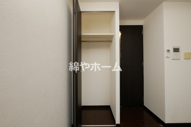 エスライズ難波の収納|便利な収納スペースです